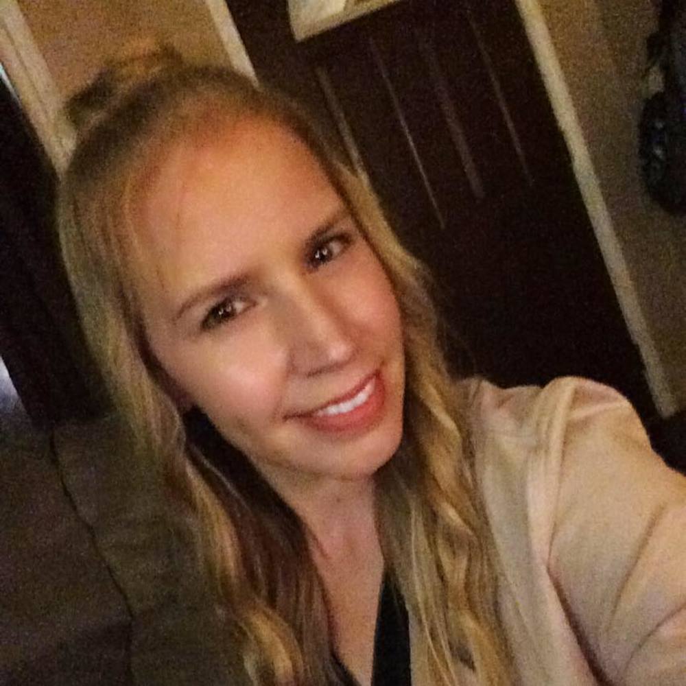Meet your Posher, Kelli